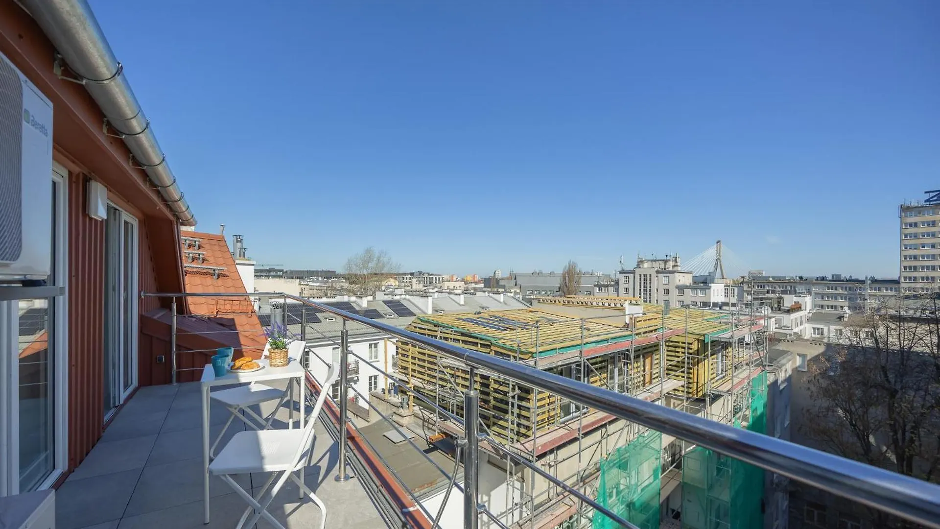 Bright Apartments With Air Conditioning Near The Copernicus Science Center In Warsaw By Noclegi Renters Poland